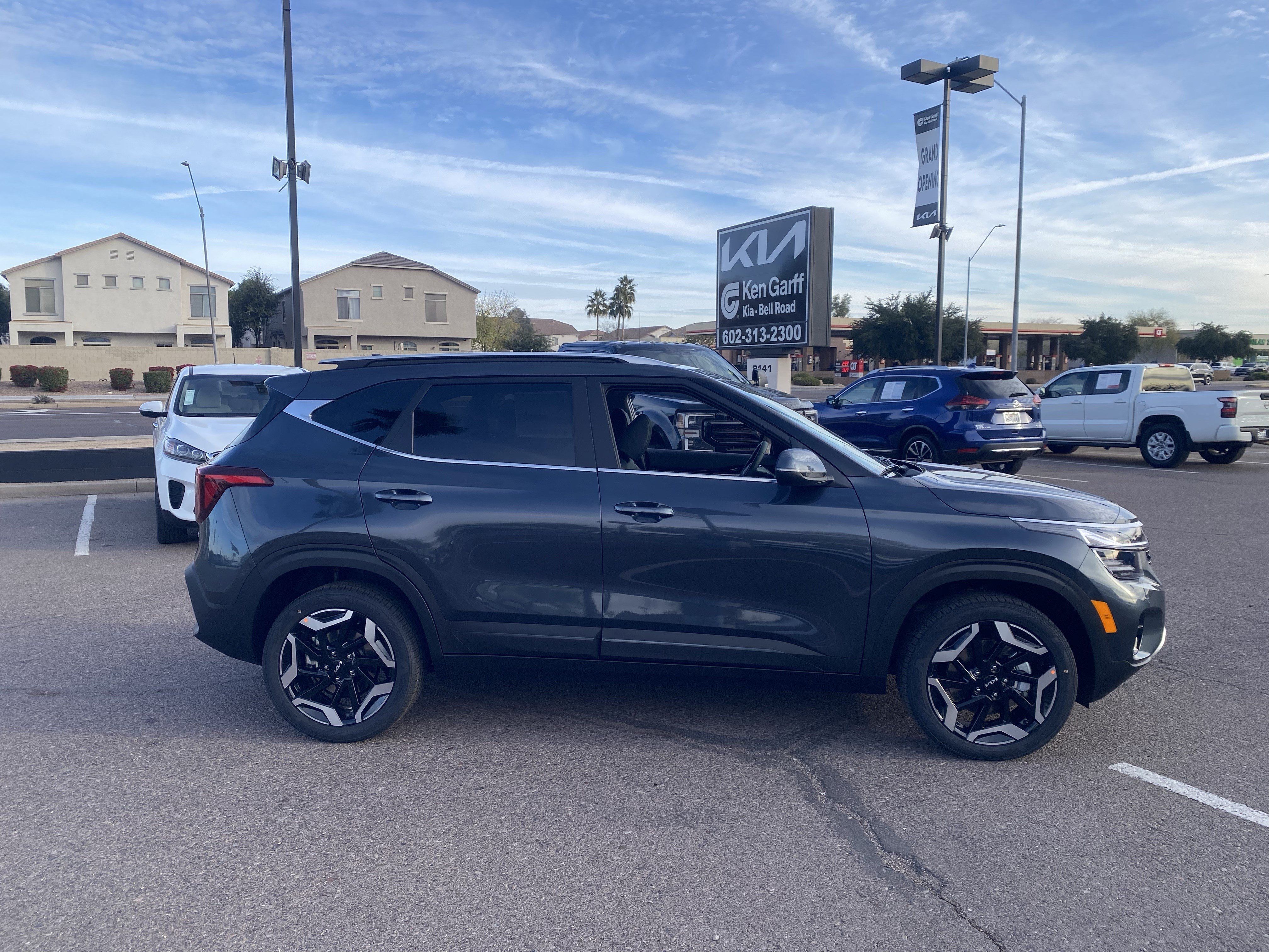 New 2026 Kia Seltos SX w/ SX Sunroof Package AWD/4WD image 2