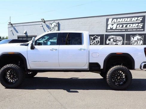 Used 2025 GMC Sierra 3500 Denali Ultimate AWD/4WD image 2