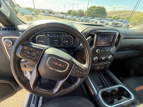 Used 2020 GMC Sierra 2500 AT4 w/ AT4 Premium Package AWD/4WD image 12