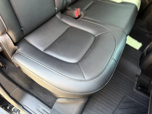 Used 2018 Chevrolet Colorado ZR2 w/ ZR2 Midnight Special Edition AWD/4WD image 15