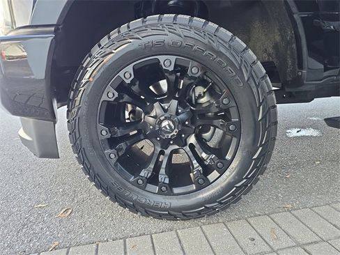 Used 2017 Ford F350 Platinum w/ Platinum Ultimate Package image 32