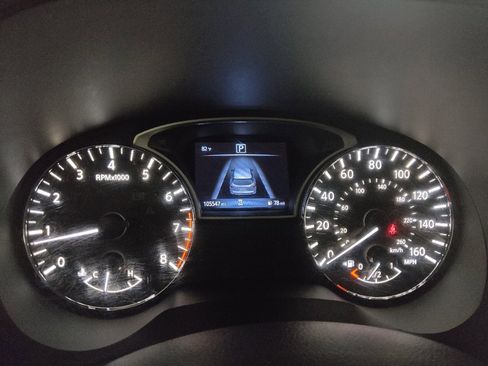 Used 2020 Nissan Pathfinder S FWD image 23