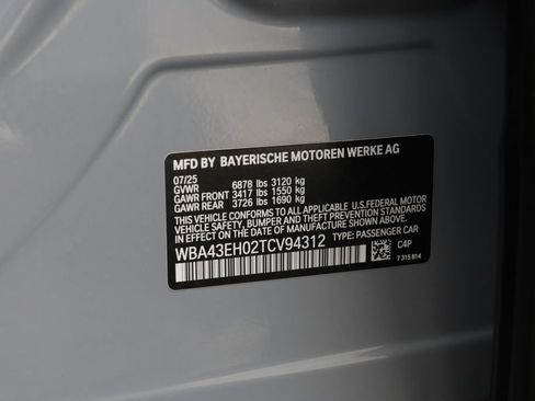 Used 2026 BMW 750e xDrive w/ Autobahn Package AWD/4WD image 28