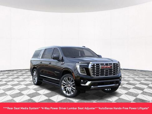 New 2026 GMC Yukon XL Denali w/ Denali Reserve Package image 11