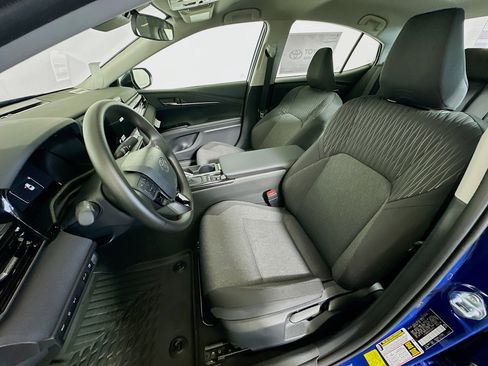 New 2026 Toyota Camry LE image 9
