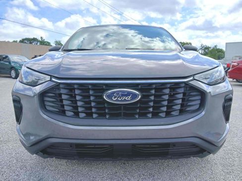 Used 2024 Ford Escape Active FWD image 2