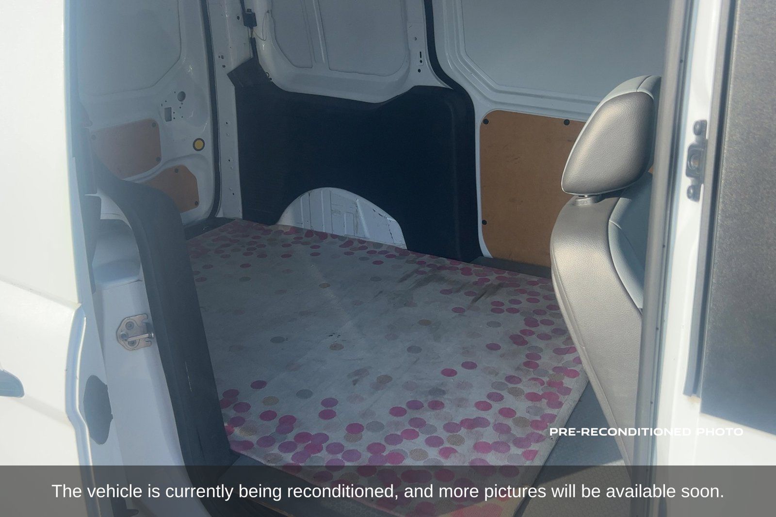 Used 2014 Ford Transit Connect XL FWD image 13