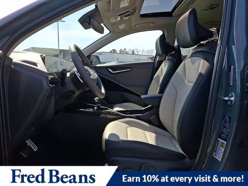 New 2026 Kia Niro SX Touring image 10