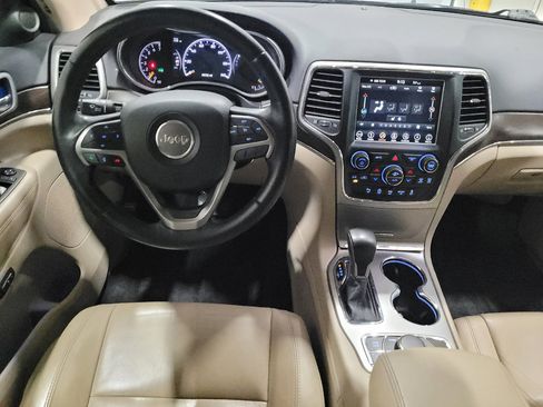 Used 2018 Jeep Grand Cherokee Limited AWD/4WD image 22