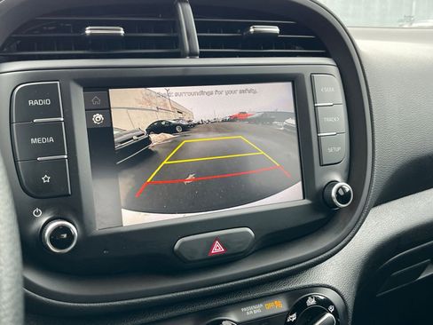 Used 2025 Kia Soul LX w/ LX Technology Package image 17