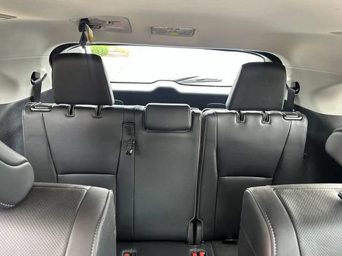 Used 2020 Toyota Highlander Limited AWD/4WD image 23