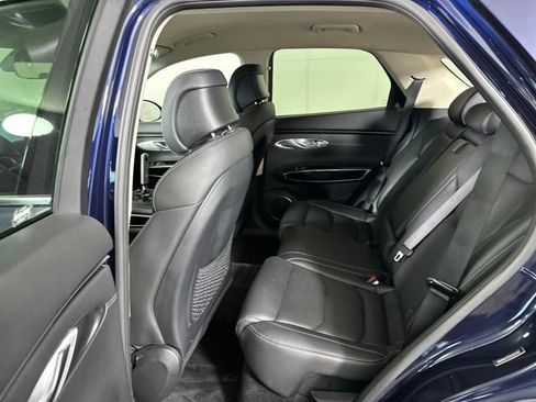 Used 2025 Genesis GV70 2.5T image 26