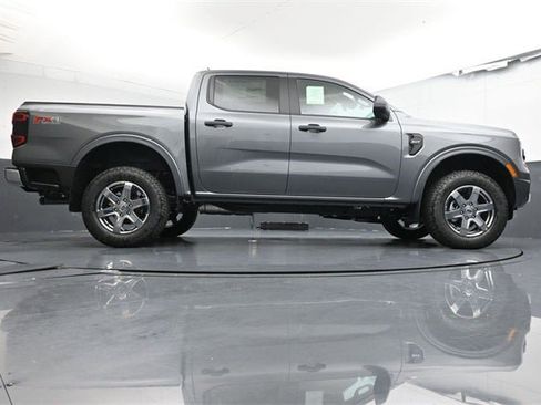 New 2025 Ford Ranger XLT w/ FX4 Off-Road Package image 31