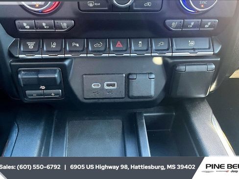 Used 2022 Chevrolet Silverado 2500 High Country w/ Safety Package II image 23