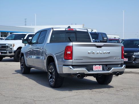 Used 2025 RAM 1500 Laramie AWD/4WD image 5