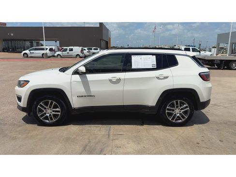Used 2020 Jeep Compass Latitude FWD image 5
