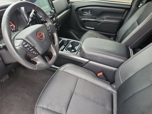 Used 2024 Nissan Titan PRO-4X w/ Pro-4x Utility Package image 9