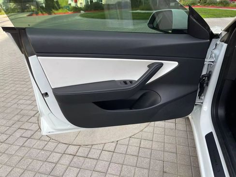 Used 2023 Tesla Model 3 Standard Range RWD image 18