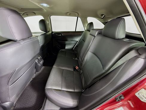 Used 2018 Subaru Outback 2.5i Limited image 26
