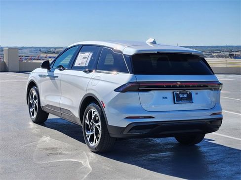 New 2026 Lincoln Nautilus Premier w/ Jet Appearance Package image 5