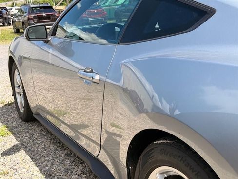 Used 2024 Ford Mustang Coupe RWD image 12