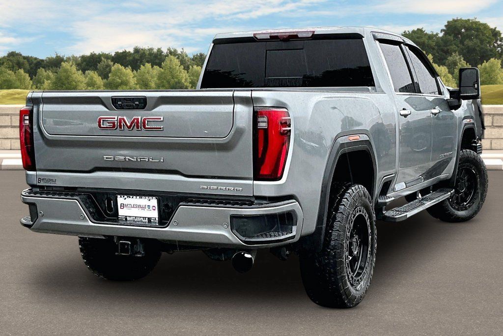 Used 2024 GMC Sierra 2500 Denali w/ Denali Reserve Package AWD/4WD image 12