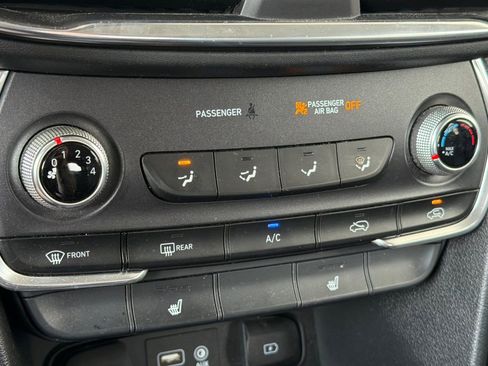 Used 2020 Hyundai Santa Fe SEL FWD image 19