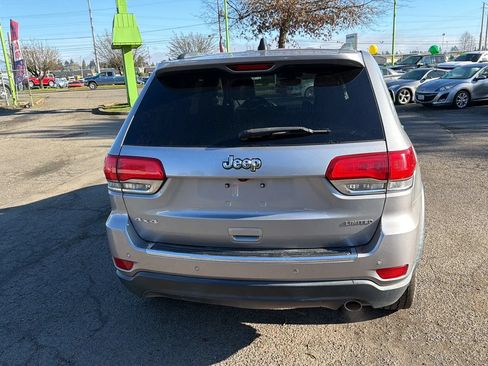 Used 2017 Jeep Grand Cherokee Limited w/ Luxury Group II AWD/4WD image 4