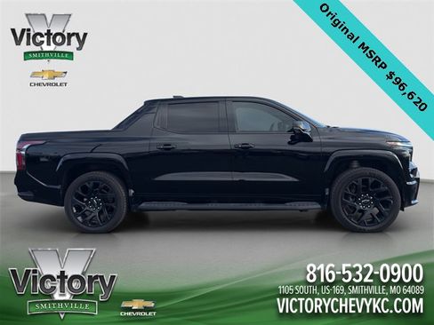 Used 2024 Chevrolet Silverado EV RST image 7