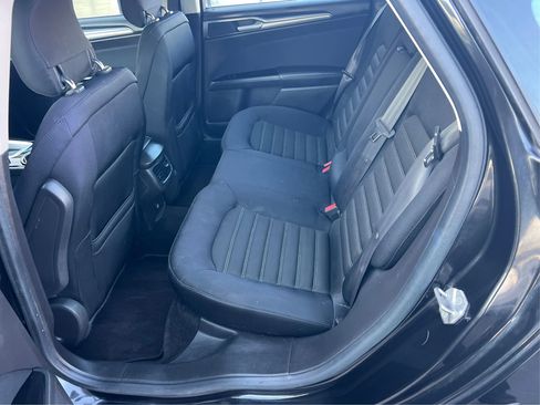 Used 2014 Ford Fusion SE image 11