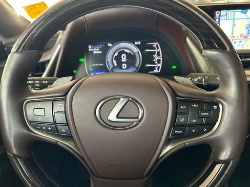 Used 2019 Lexus ES 300h w/ Premium Package FWD image 21