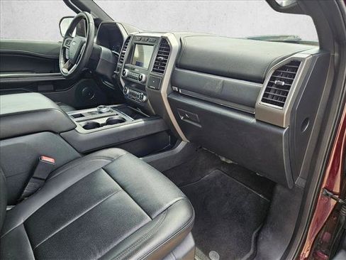 Used 2020 Ford Expedition XLT w/ Equipment Group 202A RWD image 20