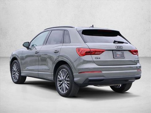 Used 2023 Audi Q3 2.0T Premium w/ Convenience Package AWD/4WD image 9