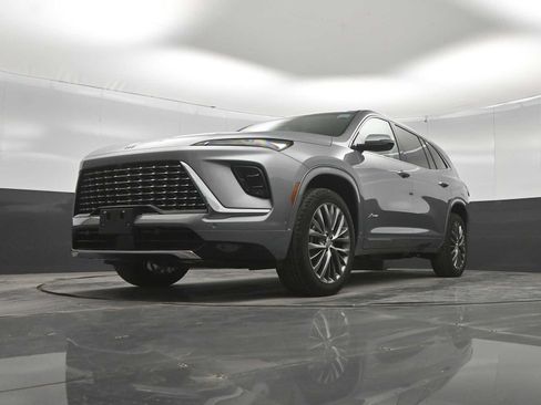 New 2026 Buick Enclave Avenir w/ Super Cruise Package AWD/4WD image 33
