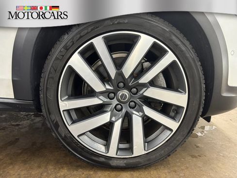 Used 2022 Volvo V90 B6 Cross Country w/ Advanced Package AWD/4WD image 34