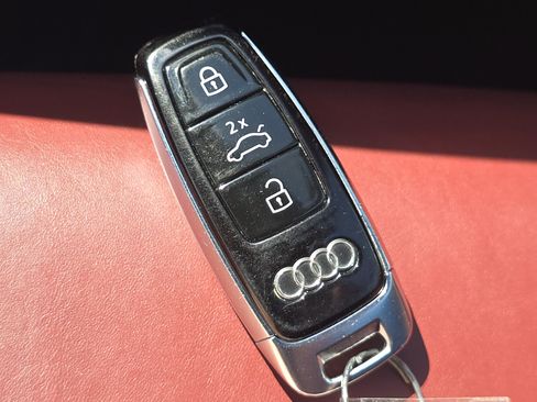 Used 2021 Audi S6 Prestige w/ Prestige Package AWD/4WD image 28