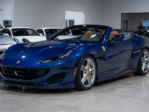 Used 2020 Ferrari Portofino RWD image 71