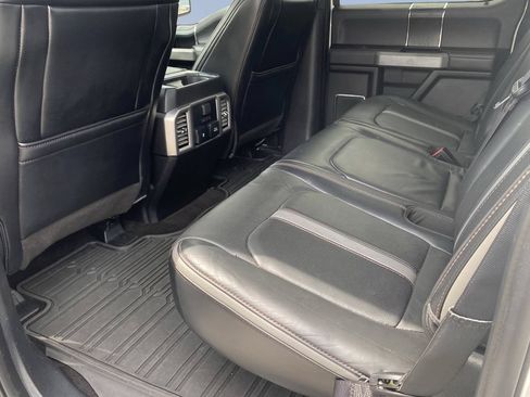 Used 2018 Ford F150 Platinum w/ Equipment Group 701A Luxury AWD/4WD image 28