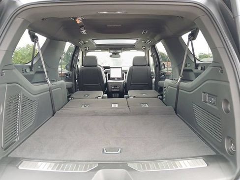 Certified 2026 GMC Yukon XL Denali w/ Sun & Power Step Package AWD/4WD image 37