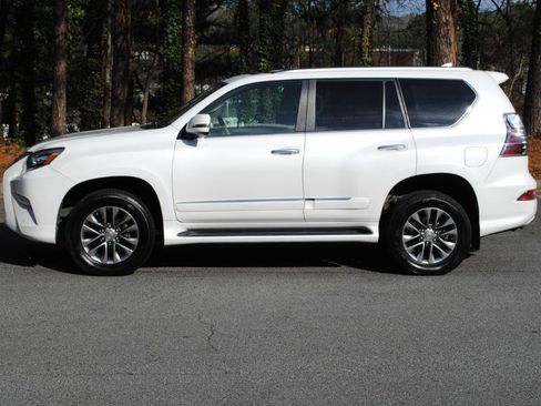 Used 2016 Lexus GX 460 Luxury image 10