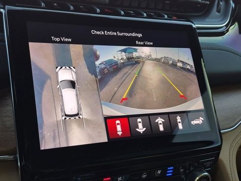 Used 2024 Jeep Grand Cherokee L Summit image 30