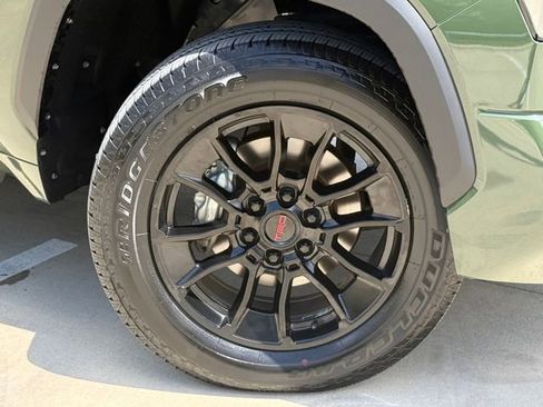 Used 2023 Toyota Tundra SR5 w/ SR5 Convenience Package RWD image 2