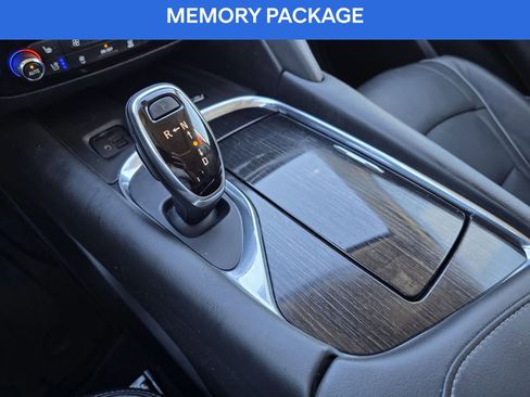 Used 2020 Buick Enclave Avenir w/ Avenir Technology Package image 30