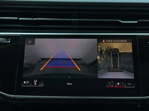 Used 2020 Audi Q7 3.0T Prestige w/ Prestige Package AWD/4WD image 14