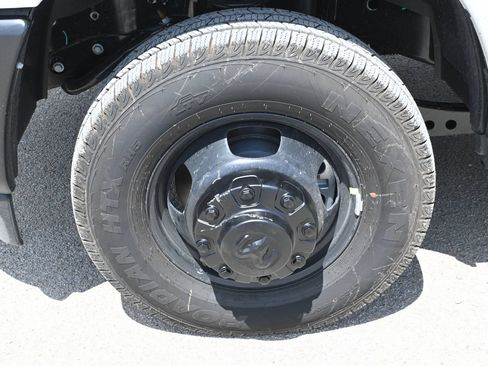 New 2026 RAM 3500 Tradesman AWD/4WD image 7