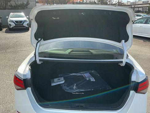 Certified 2024 Nissan Sentra SR w/ SR Premium Package image 26