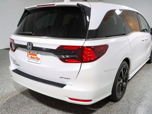 Used 2023 Honda Odyssey Sport image 7