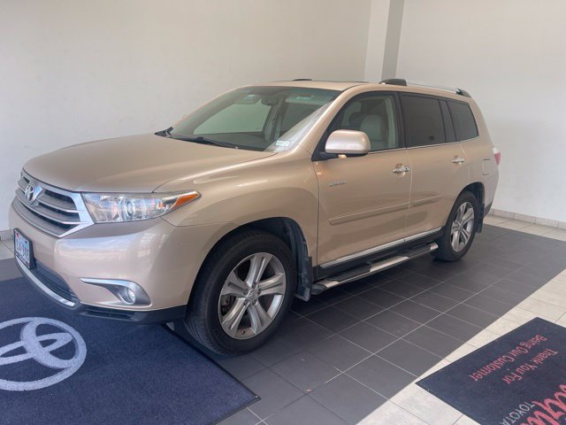 Used 2012 Toyota Highlander Limited w/ Tow Pkg FWD image 1