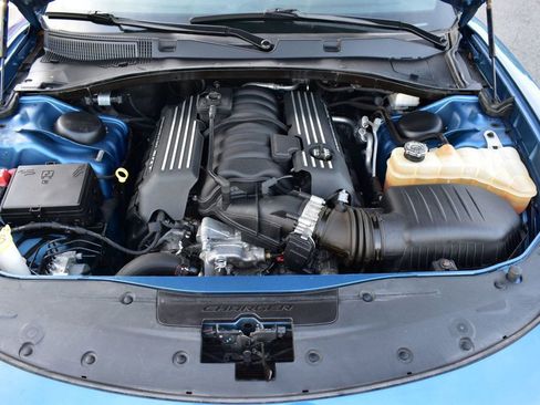 Used 2020 Dodge Charger Scat Pack RWD image 11