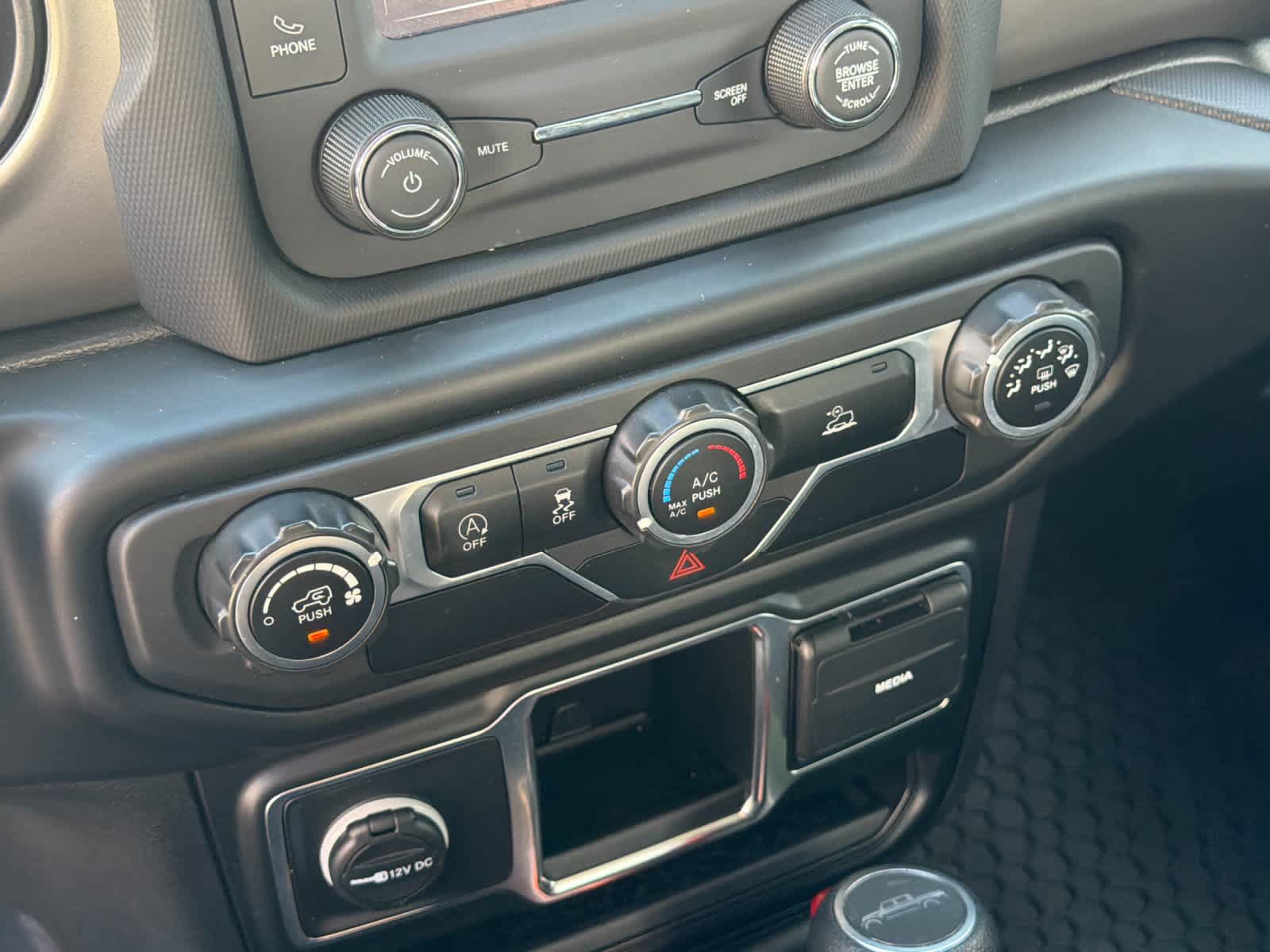 Used 2021 Jeep Gladiator Sport AWD/4WD image 20